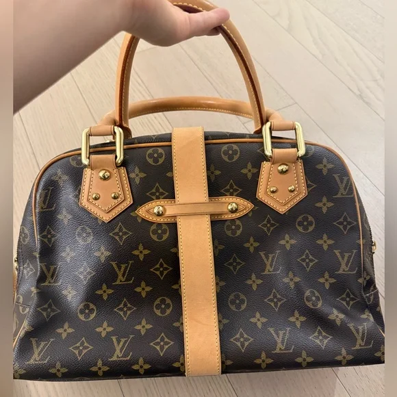 Louis Vuitton Monogram Manhattan GM - Picture 2 of 15
